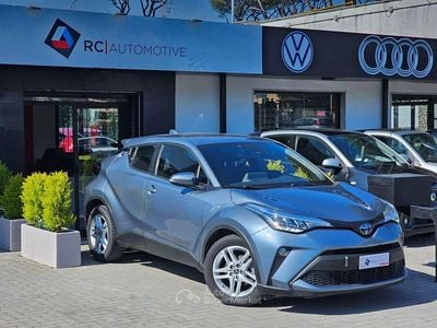 Usata Toyota C-HR Active 98 CV (72 kW) 2022 Gray SUV