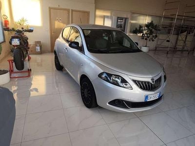 Usata Lancia Ypsilon Silver 69 CV (50 kW) 2022 Other Utilitaria