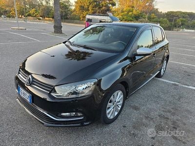 Begagnad VW Polo 75 HK (55 kW) 2015 Svart Halvkombi