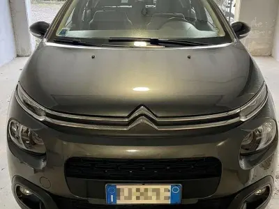 Usata Citroën C3 Shine 75 CV (55 kW) 2017 Grigio Berlina