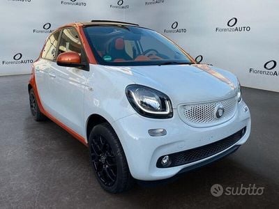 Begagnad Smart ForFour 90 HK (66 kW) 2016 Vit Halvkombi
