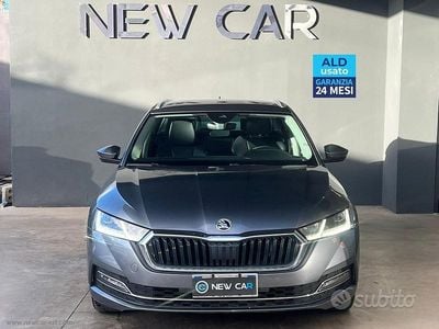 Usata Skoda Octavia 150 CV (110 kW) 2022 Grigio Station wagon