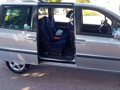 Usata Fiat Ulysse Emotion 128 CV (94 kW) 2004 Grigio Monovolume
