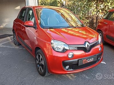 Usata Renault Twingo Life 69 CV (50 kW) 2016 Arancione Utilitaria