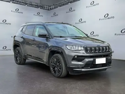 Usata Jeep Compass 241 CV (177 kW) 2023 Grigio SUV