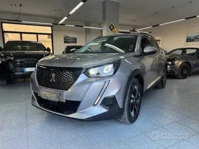 Usata Peugeot 2008 Allure 131 CV (96 kW) 2021 Grigio SUV