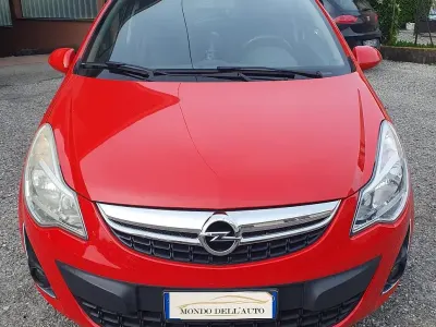 Usata Opel Corsa Sport 86 CV (63 kW) 2011 Rosso Utilitaria
