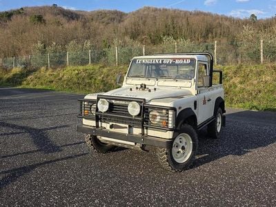 Usata Land Rover Defender 86 CV (63 kW) 1987 SUV
