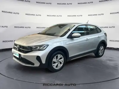 Usata VW Taigo Life 95 CV (69 kW) 2022 Argento SUV