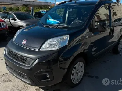 Usata Fiat Qubo Lounge 77 CV (56 kW) 2017 Nero Monovolume