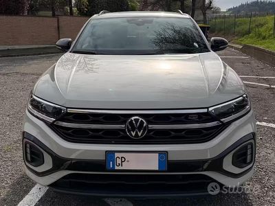 Usata VW T-Roc R-line 115 CV (84 kW) 2023 SUV