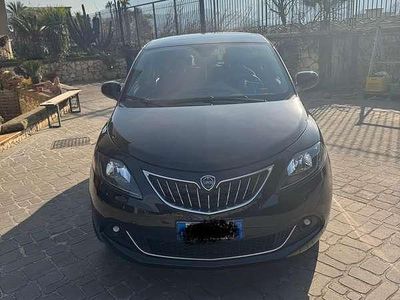 Usata Lancia Ypsilon Gold 69 CV (50 kW) 2022 Utilitaria