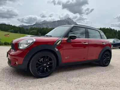 Usata Mini Cooper SD Countryman 143 CV (105 kW) 2012 Rosso SUV
