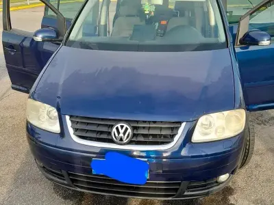 Käytetty VW Touran