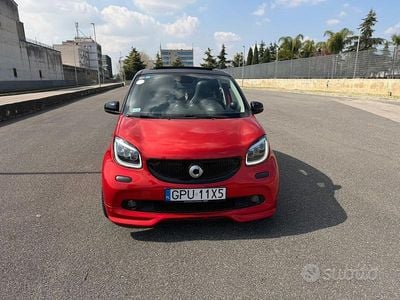 Usata Smart ForFour 89 CV (65 kW) 2016 Rosso Utilitaria