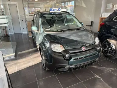 Nuova Fiat Panda Cross Cross 69 CV (50 kW) 2025 Verde foresta Utilitaria
