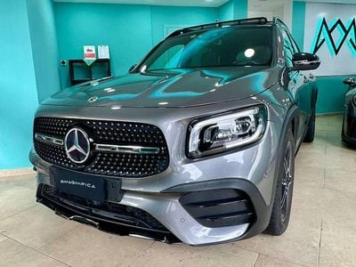 Usata Mercedes GLB200 AMG Line Premium 150 CV (110 kW) 2023 Grigio montagna SUV