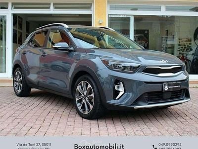 Usata Kia Stonic Style 101 CV (74 kW) 2023 Grigio SUV