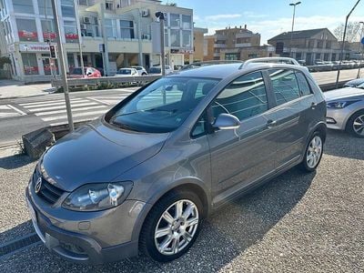 Usata VW Golf Plus Cross 140 CV (102 kW) 2007 Grigio Monovolume