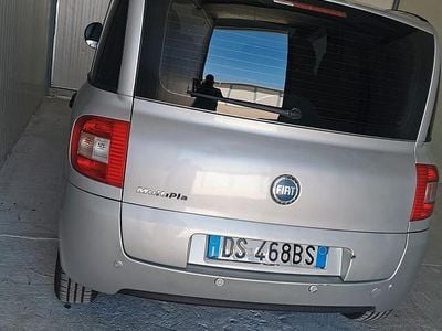 Usata Fiat Multipla 116 CV (85 kW) 2008 Grigio Monovolume