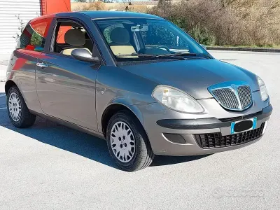 Usata Lancia Ypsilon 69 CV (50 kW) 2006 Utilitaria