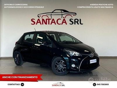 Usata Toyota Yaris Lounge 69 CV (50 kW) 2017 Nero Berlina