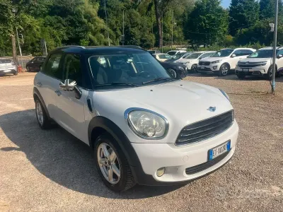 Usata Mini Cooper D Countryman 111 CV (81 kW) 2014 Bianco SUV