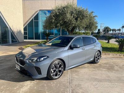Usata BMW 118 M Sport 150 CV (110 kW) 2025 Grigio Utilitaria