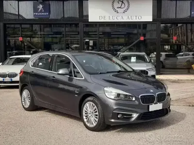 Usata BMW 216 Active Tourer Luxury Line 116 CV (85 kW) 2016 Grigio Monovolume