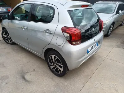 Occasion Citroën C1 72 ch (52 kW) 2019 Gris Citadine