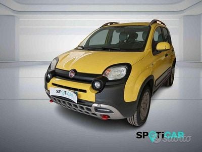 Usata Fiat Panda 4x4 S 75 CV (55 kW) 2015 Giallo Utilitaria
