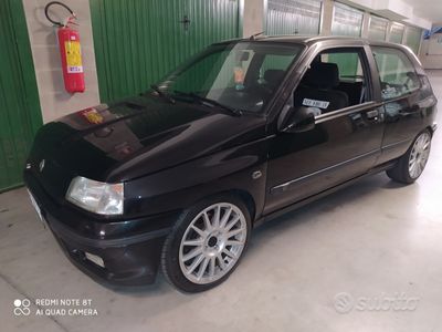 usata Renault Clio R.S. 1.8 16v Asi C a libretto 1995