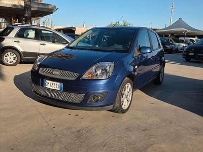 Usata Ford Fiesta Ghia 68 CV (50 kW) 2008 Utilitaria