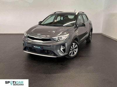 Usata Kia Stonic Style 100 CV (73 kW) 2021 Grigio SUV