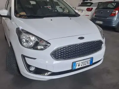 Usata Ford Ka Plus 71 CV (52 kW) 2019 Bianco Utilitaria