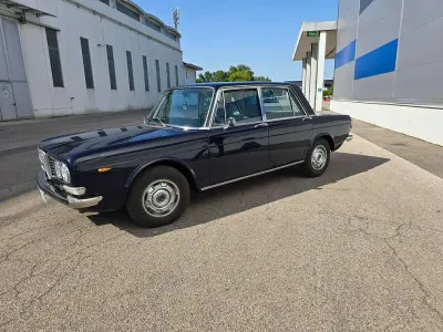 Usata Lancia 2000 116 CV (85 kW) 1972 Blu/azzurro Berlina