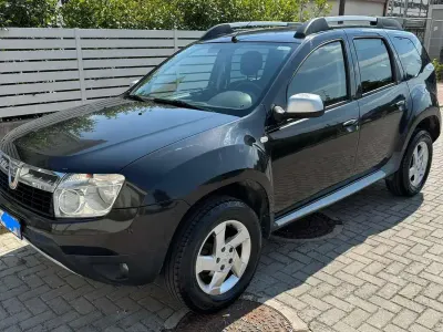 Usata Dacia Duster Lauréate 105 CV (77 kW) 2012 Nero SUV
