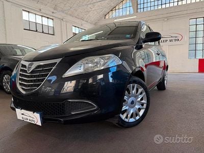 Usata Lancia Ypsilon Gold 69 CV (50 kW) 2012 Nero Utilitaria