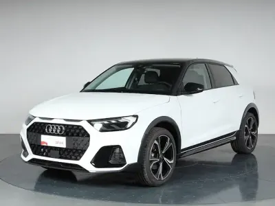 Usata Audi A1 Ambiente 116 CV (85 kW) 2025 Bianco ghiaccio metallizzato SUV