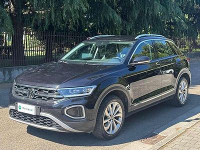 Usata VW T-Roc R-line 150 CV (110 kW) 2023 Grigio SUV