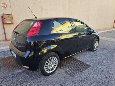 Usata Fiat Punto Street 69 CV (50 kW) 2018 Utilitaria