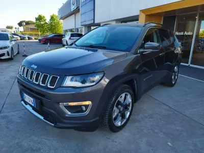 Usata Jeep Compass Limited 120 CV (88 kW) 2017 Grigio SUV