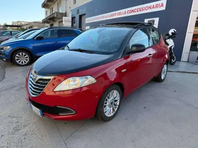 Usata Lancia Ypsilon S 86 CV (63 kW) 2013 Rosso Utilitaria