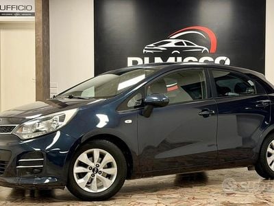 Usata Kia Rio 82 CV (60 kW) 2016 Blu Utilitaria