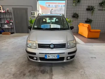 Usata Fiat Panda 60 CV (44 kW) 2004 Grigio Utilitaria