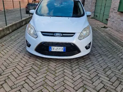 Usata Ford C-MAX Titanium 109 CV (80 kW) 2011 Bianco Monovolume