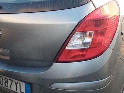 Usata Opel Corsa 85 CV (62 kW) 2014 Grigio Berlina