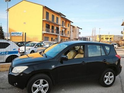 Usata Toyota RAV4 136 CV (100 kW) 2006 Nero SUV