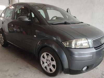 Usata Audi A2 Ambiente 75 CV (55 kW) 2005 Grigio Utilitaria