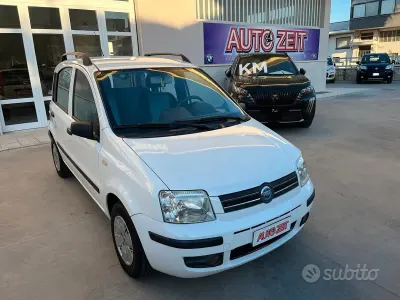 Usata Fiat Panda Emotion 69 CV (50 kW) 2007 Bianco Utilitaria